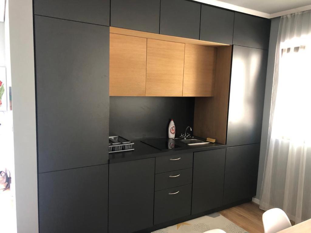 Apartament Dorobanti Lägenhet Cluj-Napoca Exteriör bild